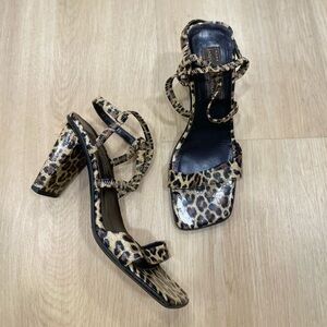 Armando Pollini leopard print leather heels size 38 (7.5)